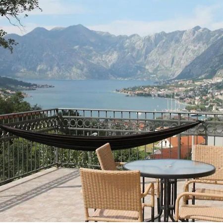 3-Bedroom Apartment With Panoramic Bay Views Kotor Eksteriør billede