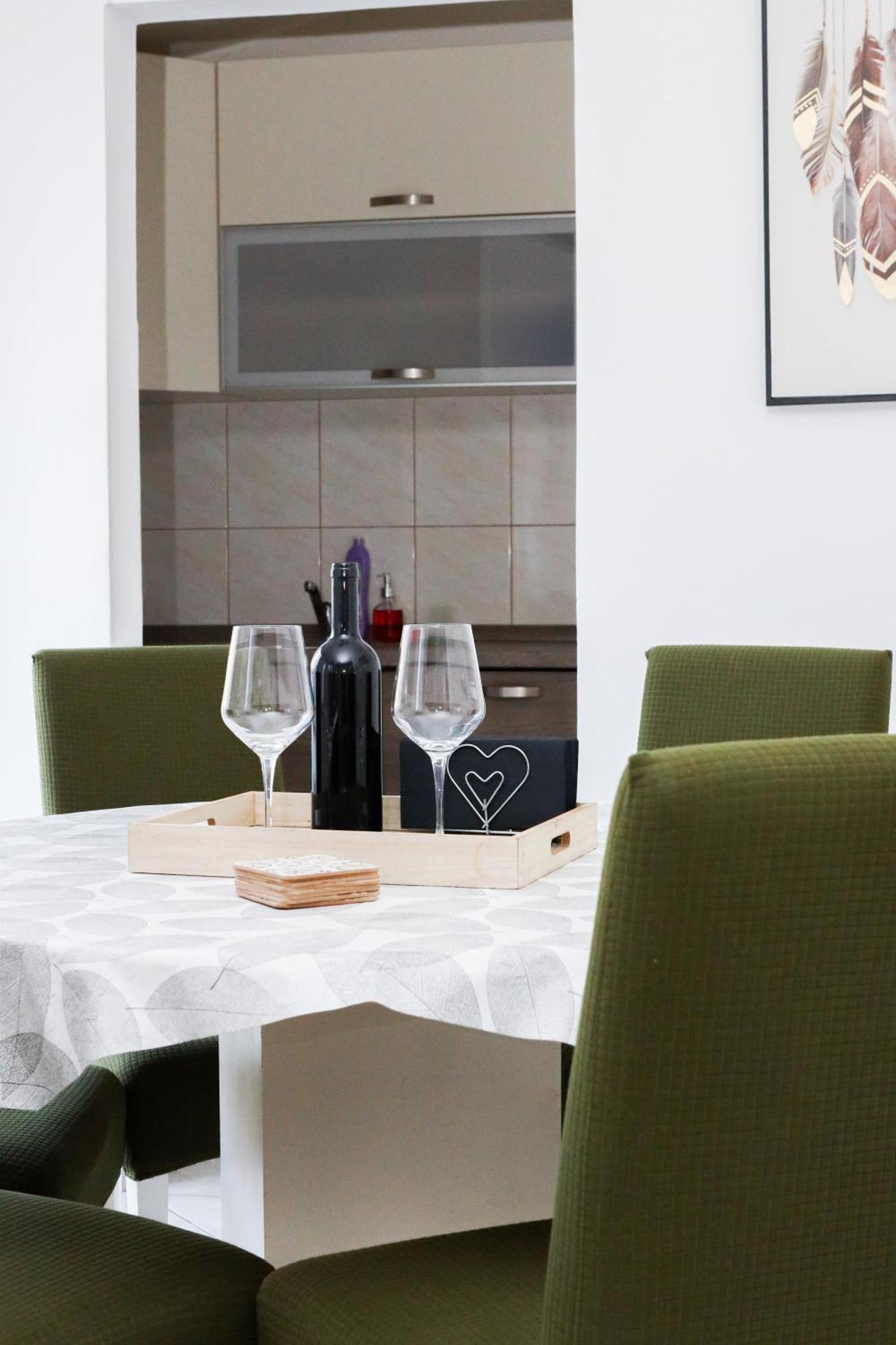 3-Bedroom Apartment With Panoramic Bay Views Kotor Eksteriør billede